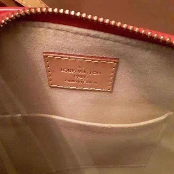 Accepting offers!! AUTHENTIC LOUIS VUITTON EPI DOC bb COQUELICOT - Picture 11 of 12